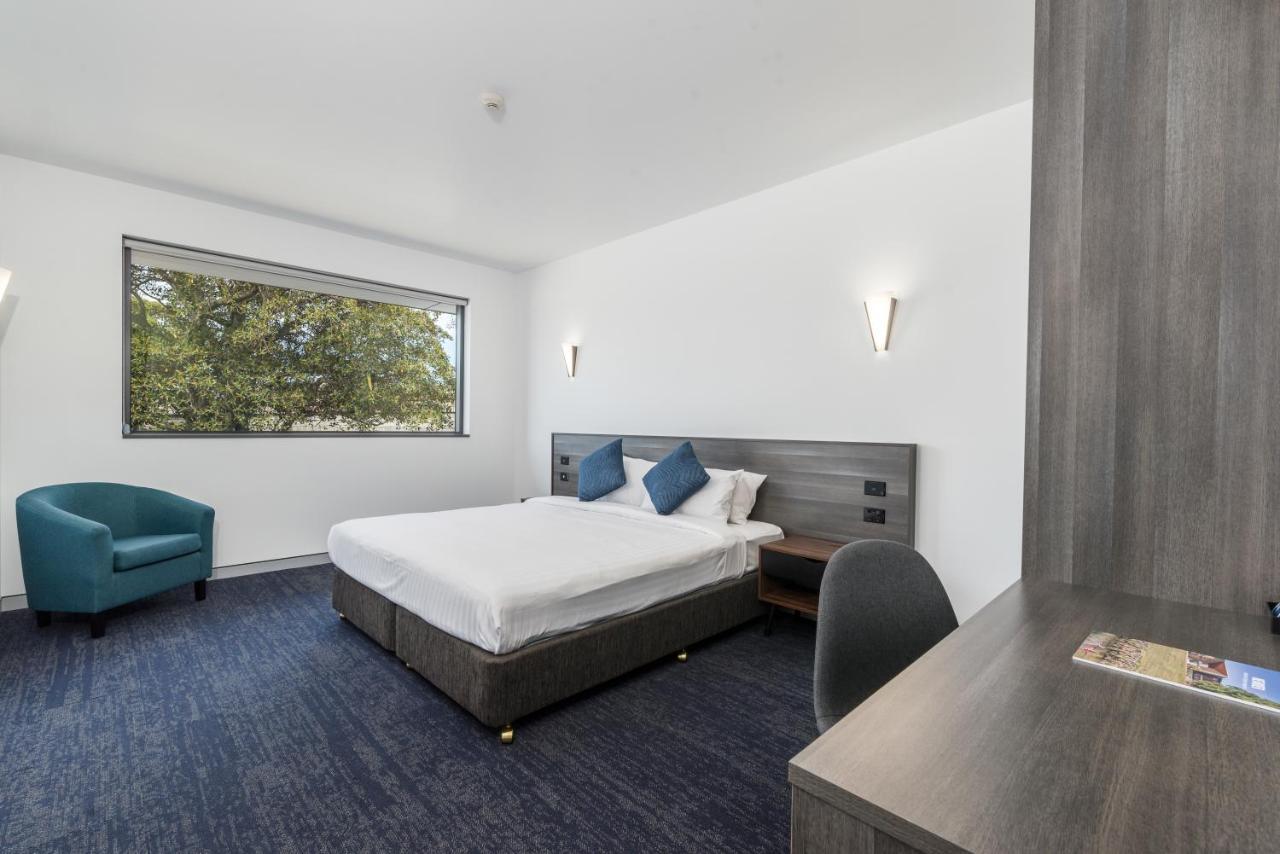 Thornton Executive Hotel Мейтланд Екстериор снимка