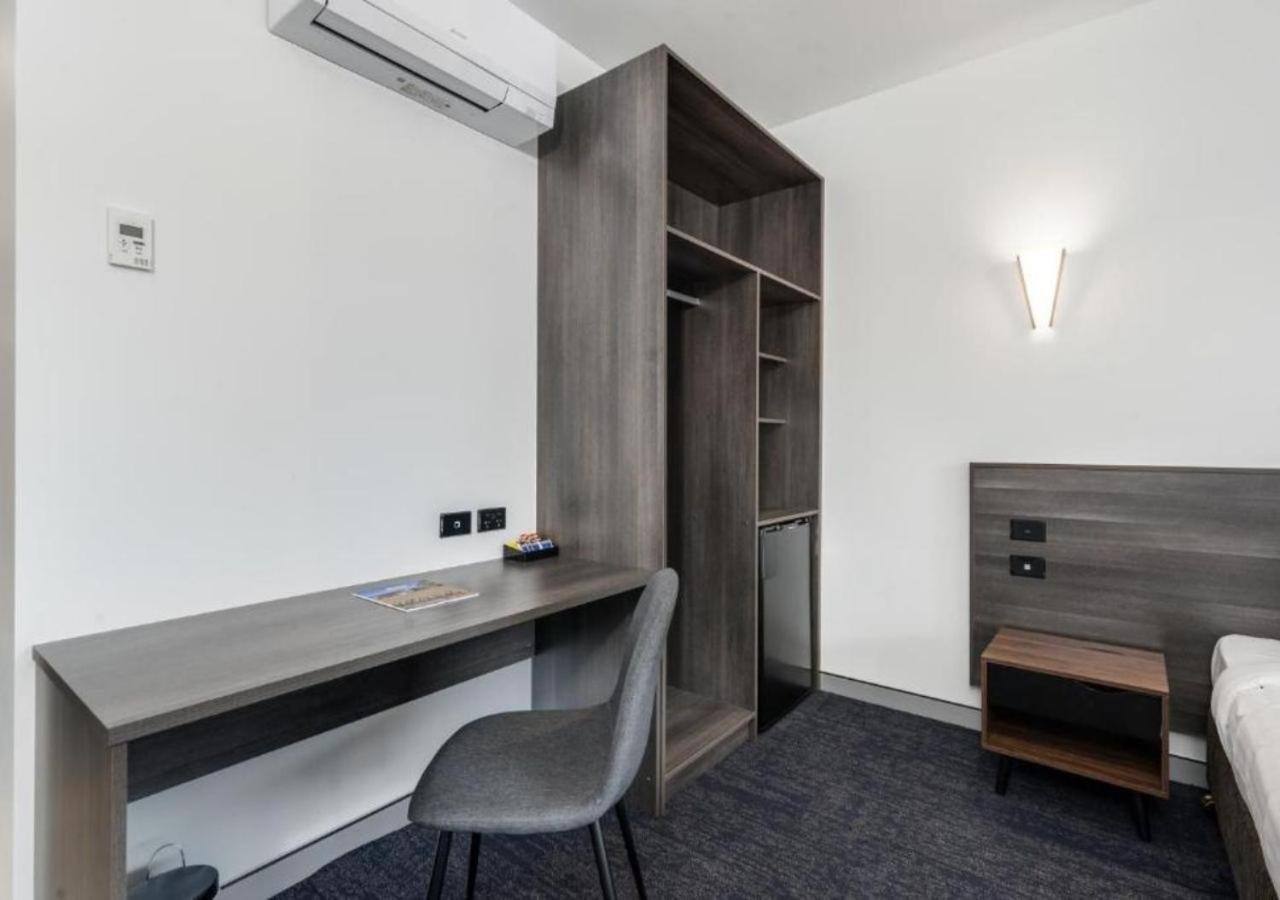Thornton Executive Hotel Мейтланд Екстериор снимка
