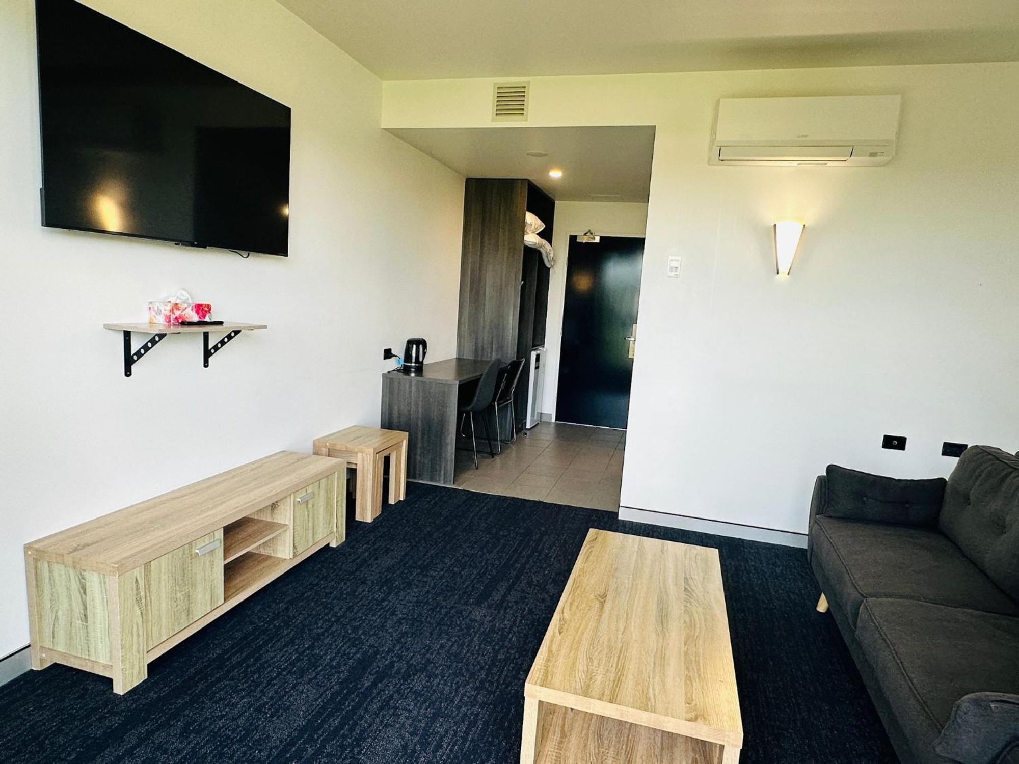 Thornton Executive Hotel Мейтланд Екстериор снимка